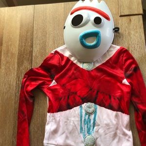Forky from Toy Story kids Costume. Child size M 7-8. Includes outfit and mask.